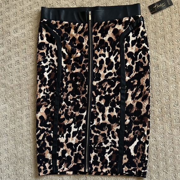 NWT Thalia Sodi Leopard Skirt - Picture 2 of 7